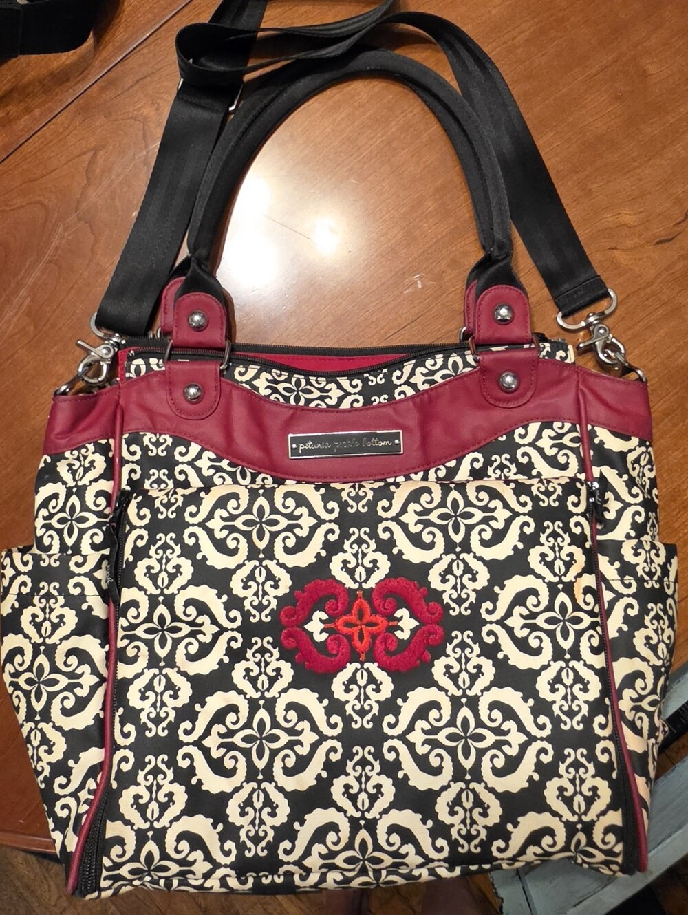 Petunia Pickle Bottom Glazed Touring Tote Diaper Bag Black Cream Damask Red